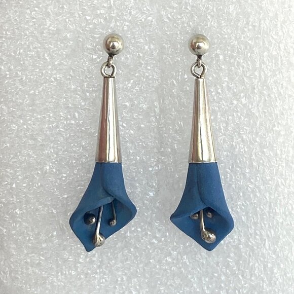 Sterling Silver 925 1.5" Blue Resin 3D Calla Lily Floral Flower Dangle Earrings - Picture 15 of 16